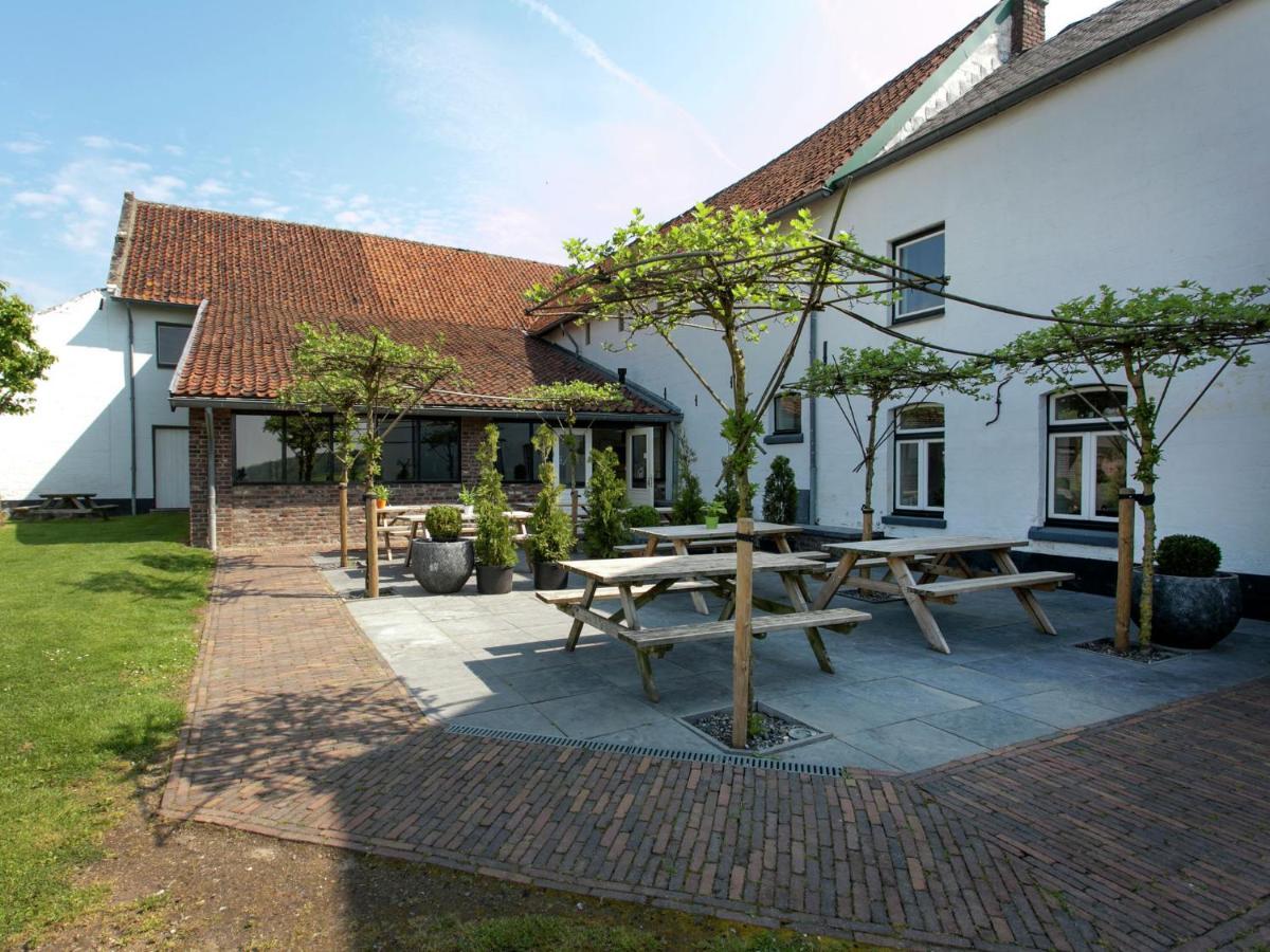 Spacious Farmhouse In Limburg Near Forest Villa Sint Antoniusbank Exterior photo